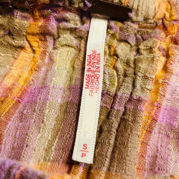 Women’s puffer sleeve dress size small - Picture 2 of 2